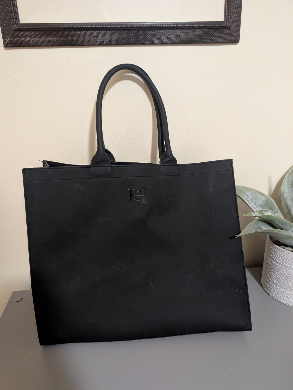 Carolina Herrera Good Girl Black Tote Bag Utilitarian Business Collegiate